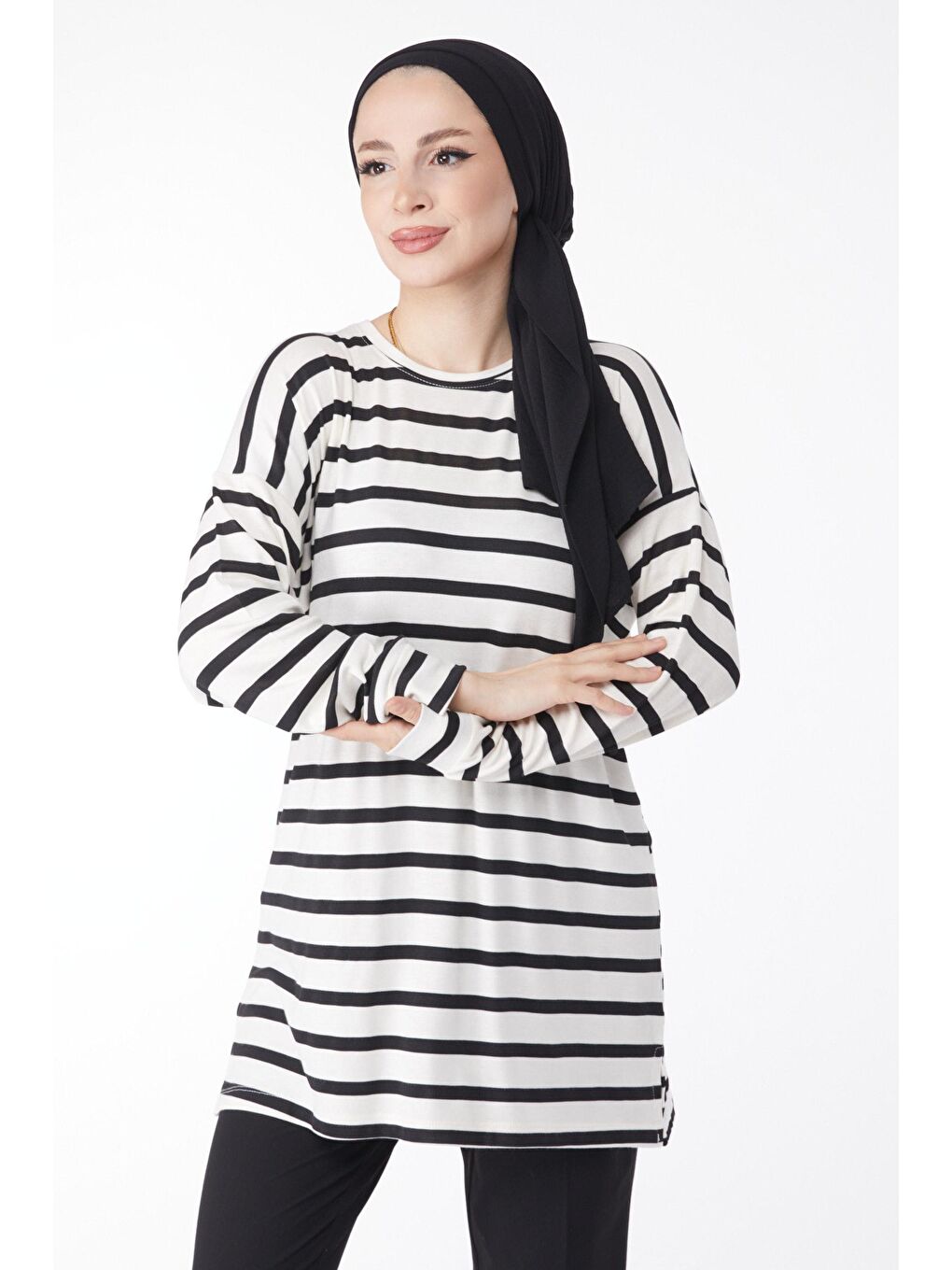 Bisiklet Yaka Kadın Siyah Çizgili Tunik - 24737-2