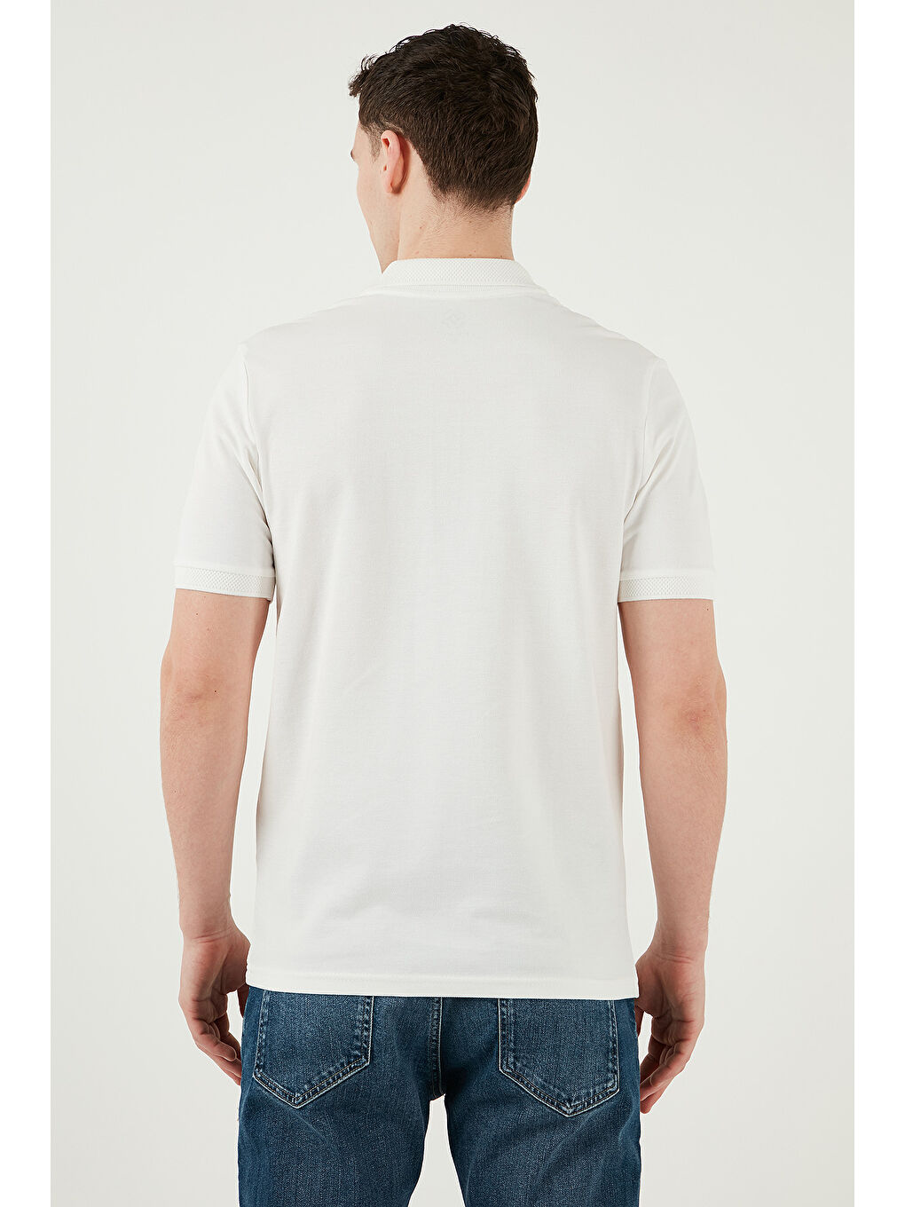 Beyaz Pamuklu Regular Fit Yarım Fermuarlı Polo Yaka %100 Pamuk Tişört 5903008-6