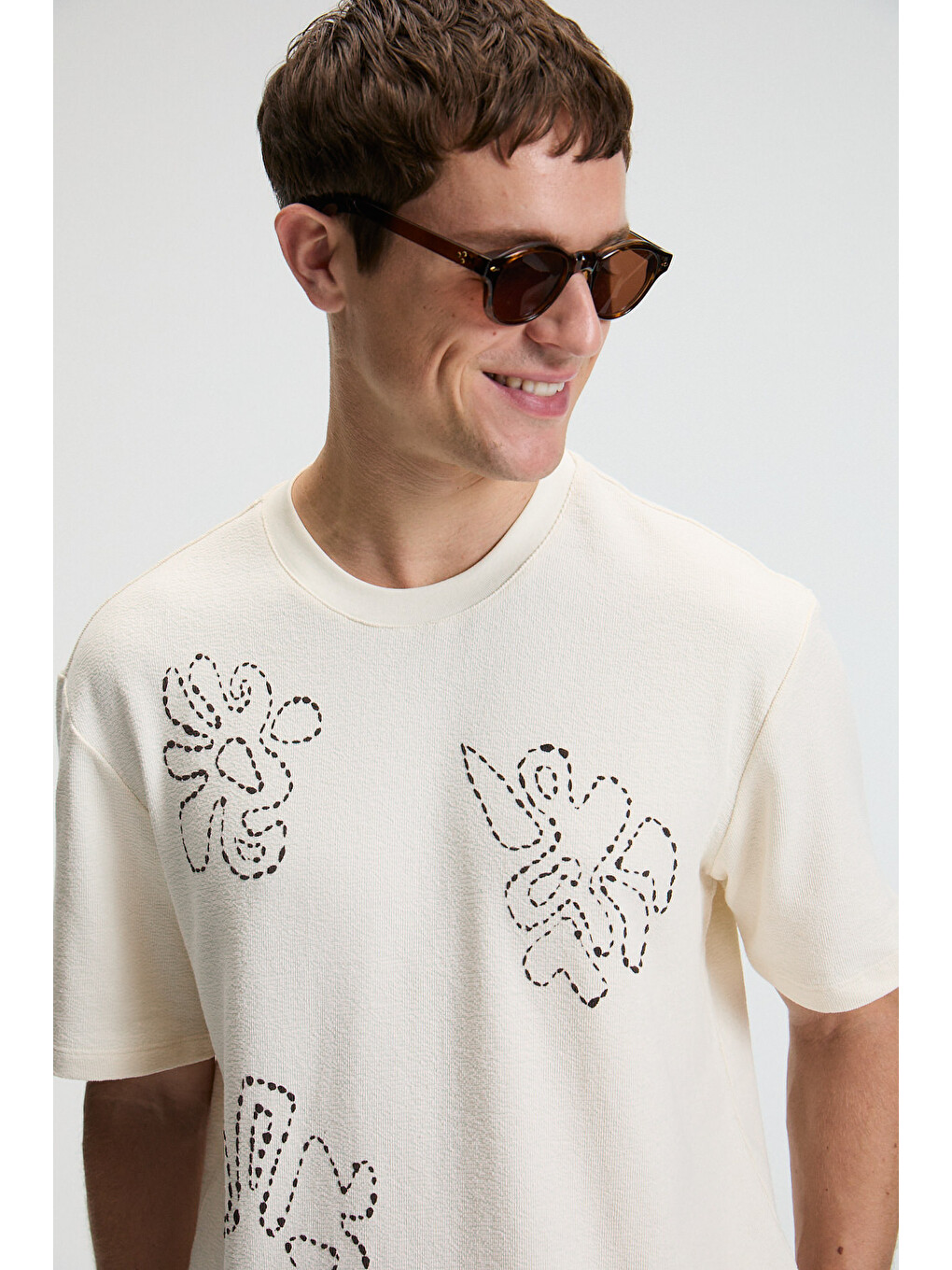 Bej Baggy Erkek %100 Pamuk Oversize Fit Baskılı Kısa Kollu Yuvarlak Yakalı Vanilya T-shirt-1