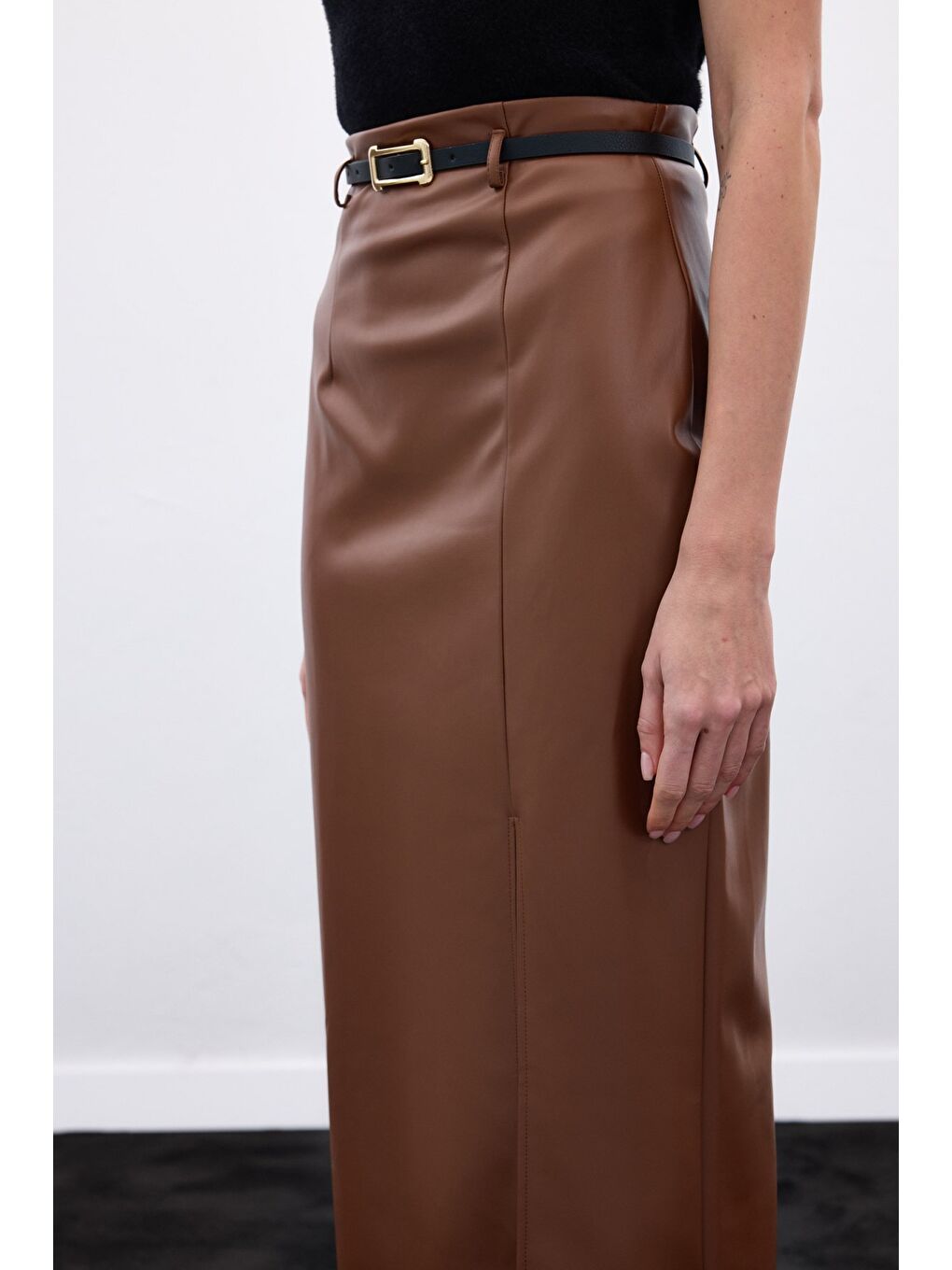 Kahverengi Kemerli Deri Etek - Kahve-4