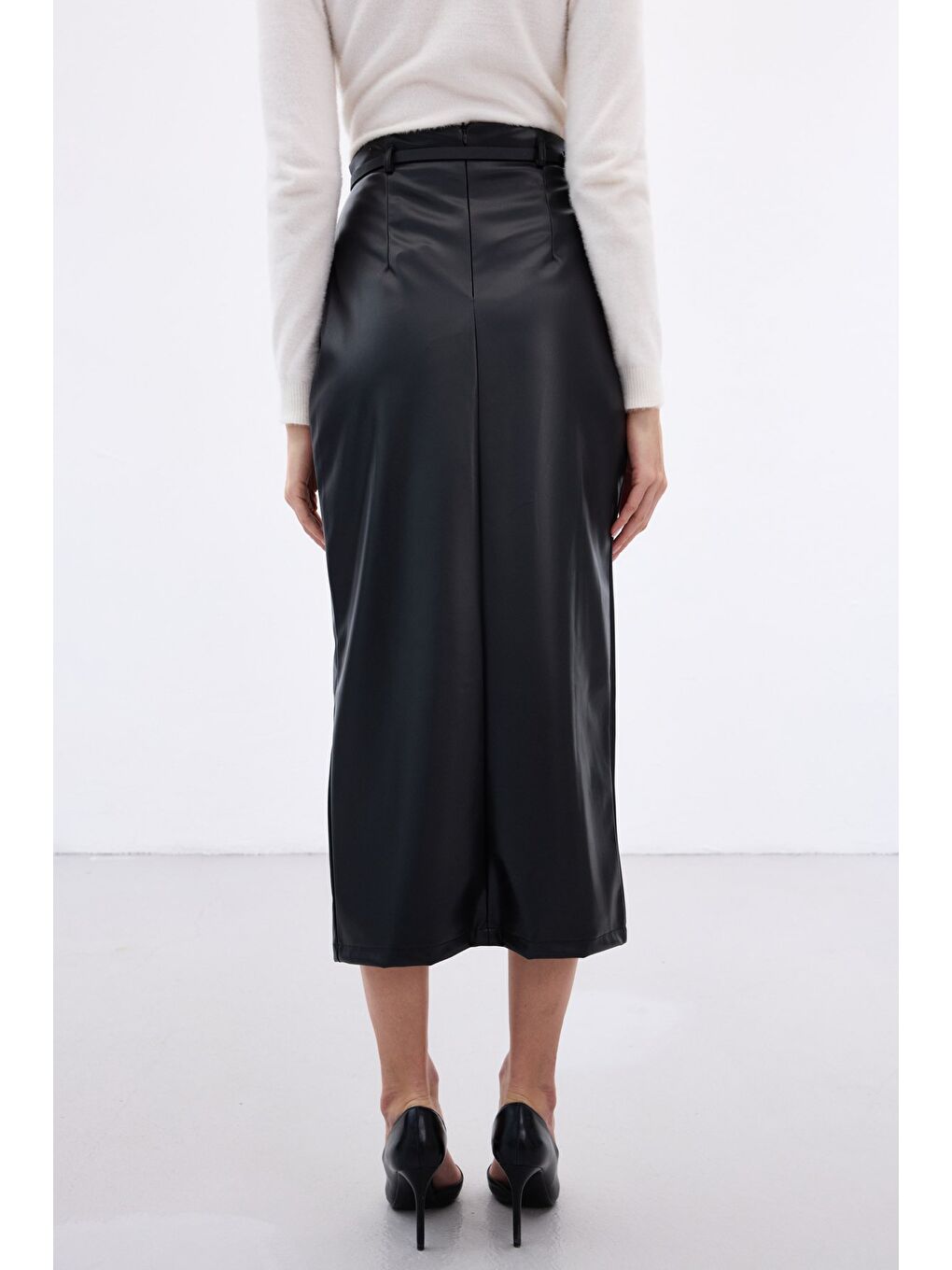 Kemerli Deri Etek - Siyah-7