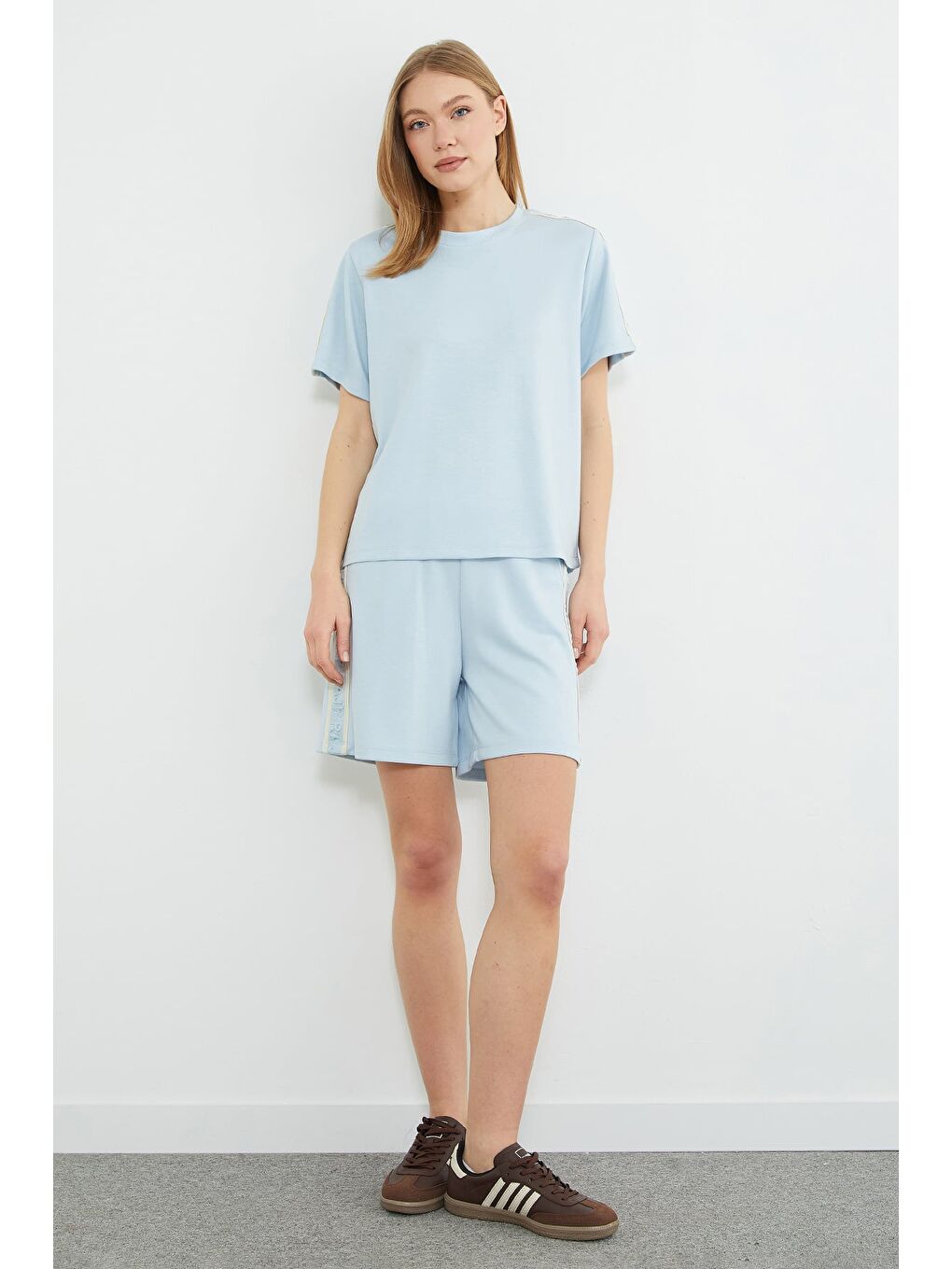 Mavi Yazı Kabartmalı Biyeli Modal 2 Li Takım