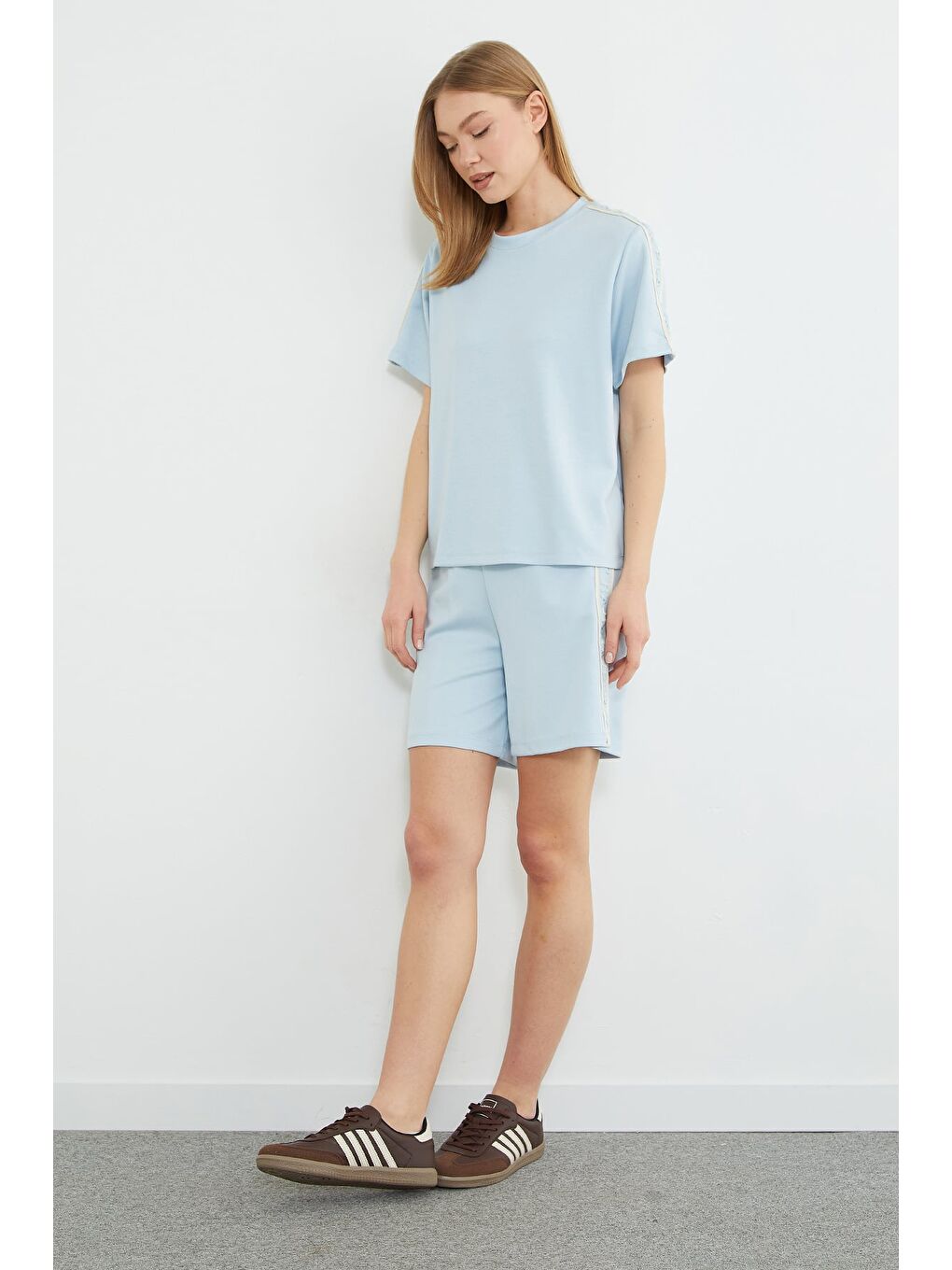 Mavi Yazı Kabartmalı Biyeli Modal 2 Li Takım-1