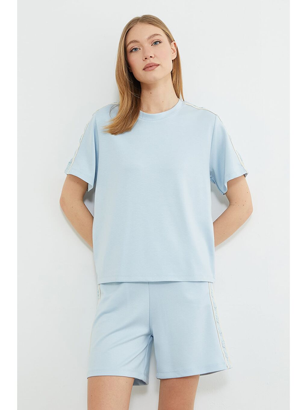 Mavi Yazı Kabartmalı Biyeli Modal 2 Li Takım-2