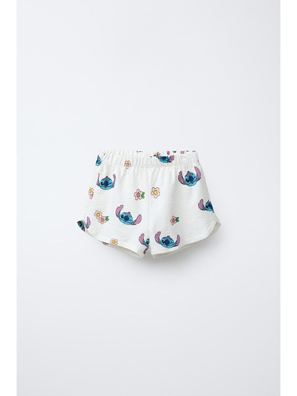 Beyaz Kız Çocuk Stitch Baskılı Tişört Ve Şort Takımı – 2'Li Set, Pamuklu Ve Rahat-2