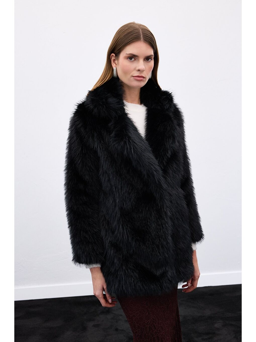 Çıt Çıt Detaylı Kürk - Siyah-3