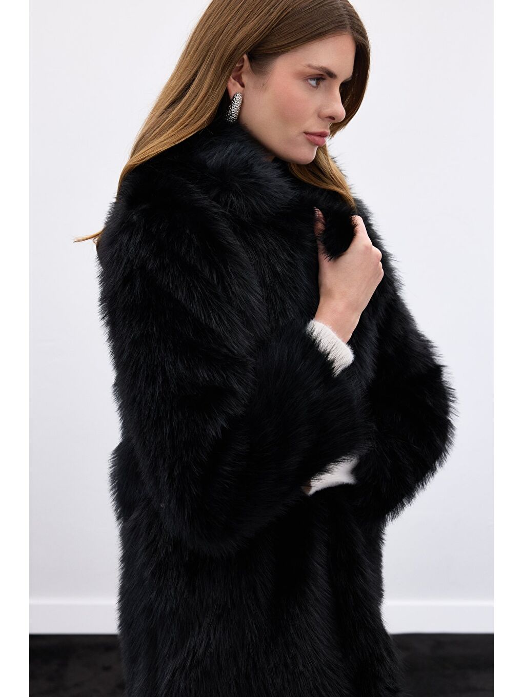 Çıt Çıt Detaylı Kürk - Siyah-6