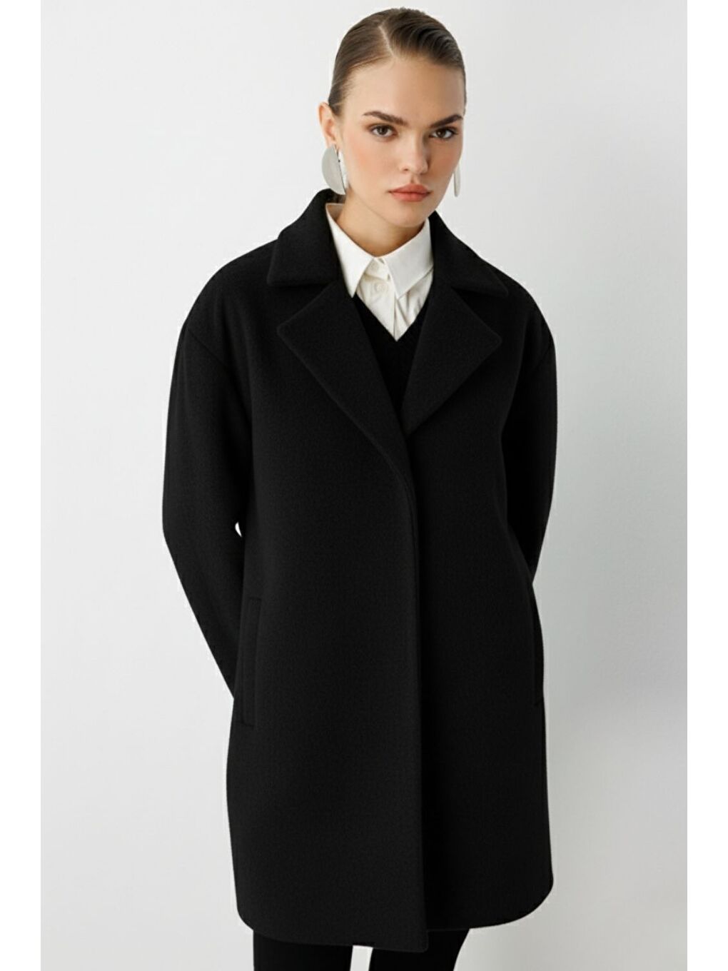 Çıt Çıt Kapamalı Siyah Yünlü Kısa Kaşe Kaban-2