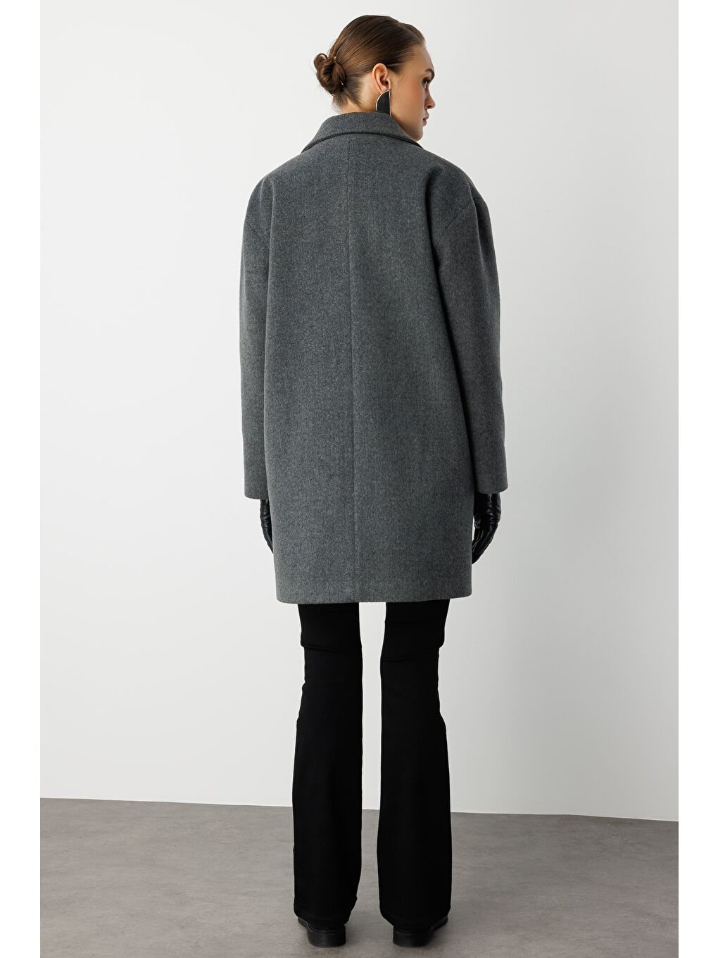 Çıt Çıt Kapamalı Gri Yünlü Kısa Kaşe Kaban-5