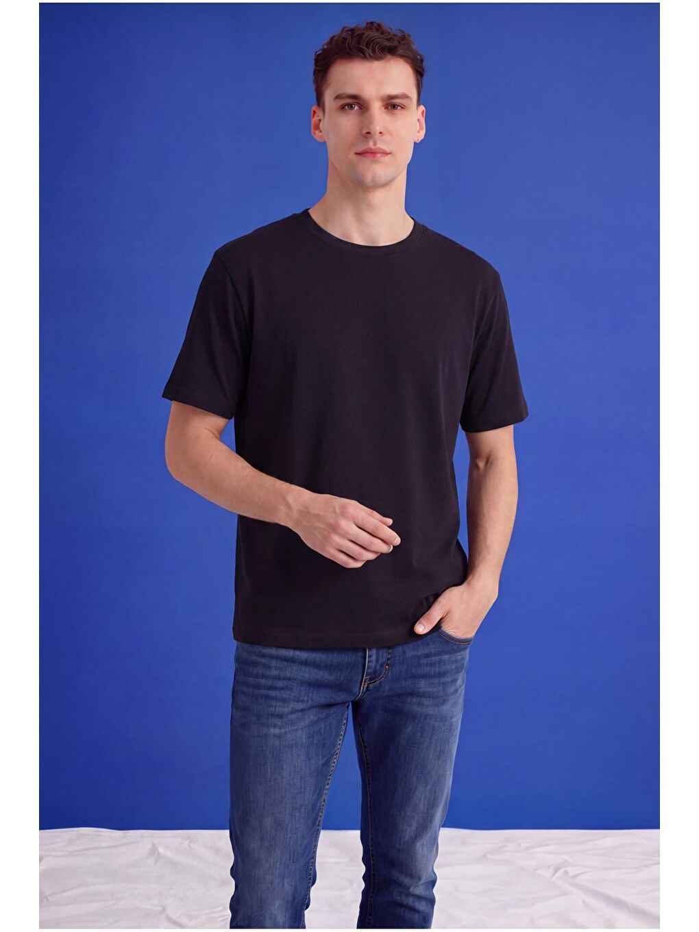 Siyah Erkek Oversize Tişört Nefes Alan Yumuşak Dokulu Terletmeyen Rahat Kalıp Basic-3