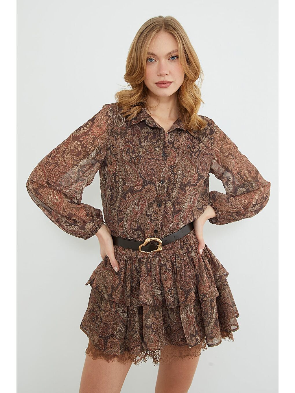 Kahverengi Etnik Desenli Kemerli Dantelli Mini Boy Elbise