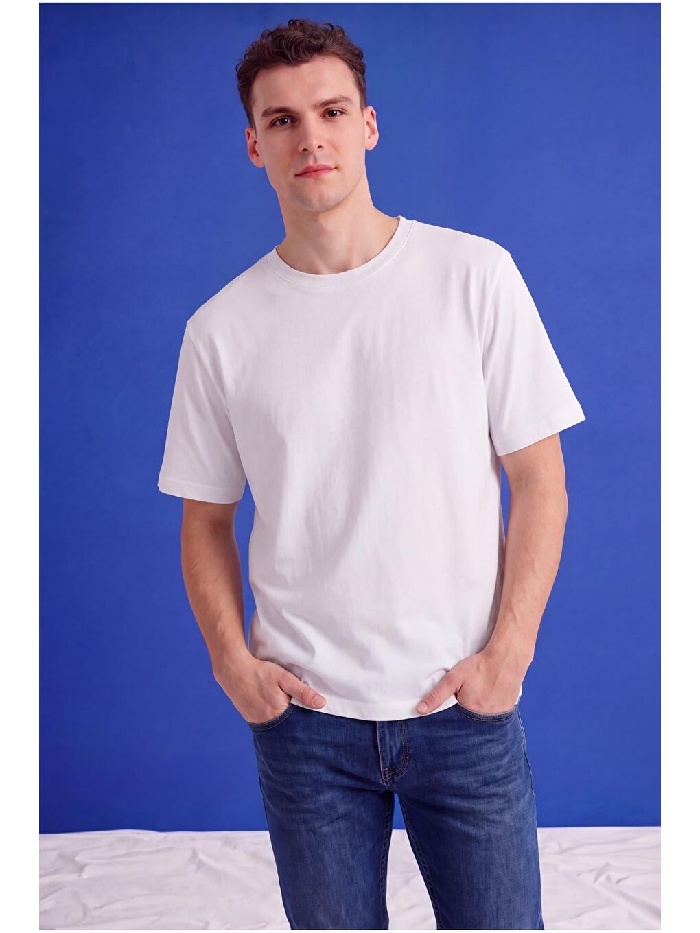 Beyaz Erkek Oversize Tişört Nefes Alan Yumuşak Dokulu Terletmeyen Rahat Kalıp Basic-2