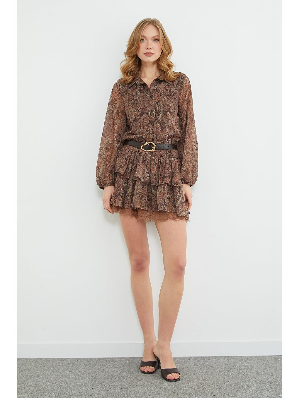 Kahverengi Etnik Desenli Kemerli Dantelli Mini Boy Elbise-1