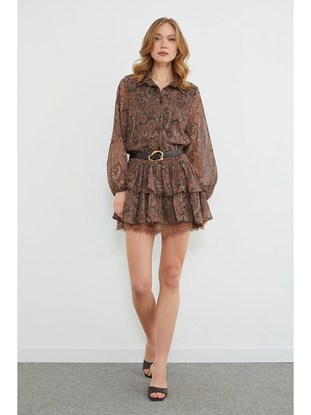 Kahverengi Etnik Desenli Kemerli Dantelli Mini Boy Elbise-3