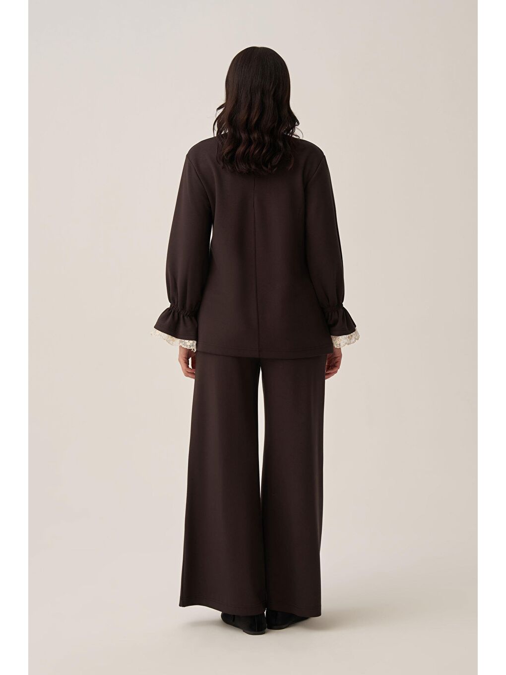 Kahverengi Acı Kahve-Yumuşak Dokulu Fisto Garnili Pantolonlu Takım-3