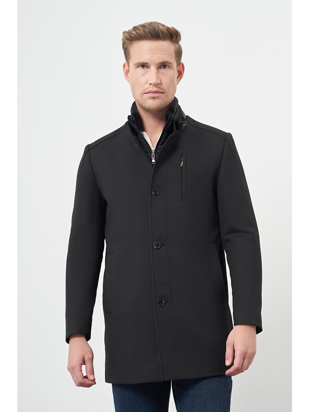 İMZA Siyah Kaşe Kürklü Yaka Düz Tek Yırtmaç Tam Kapitone Astar Slim Fit Classic Palto 1005245102