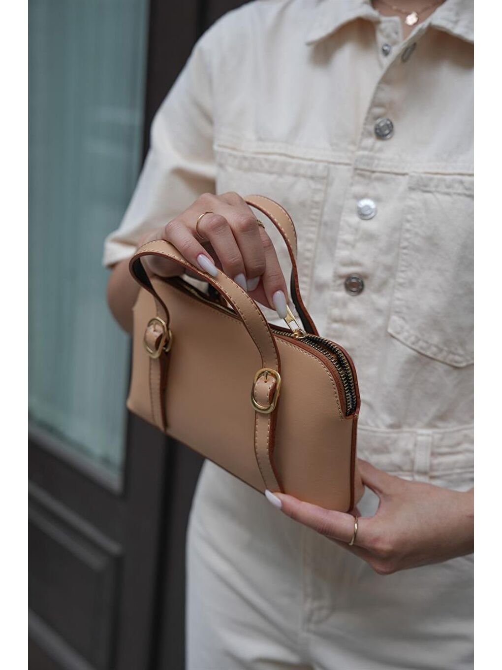 Bej Cosmos Çift Tokalı El Ve Çapraz Askılı Kadın Çanta - Camel-5