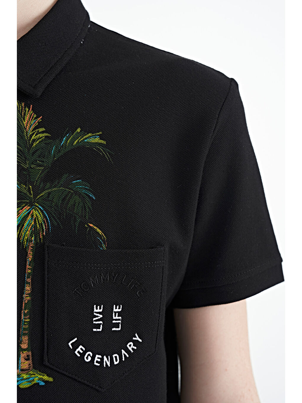 Siyah Baskılı Cep Detaylı Standart Kalıp Polo Yaka Erkek Çocuk Tişört - 11144-4