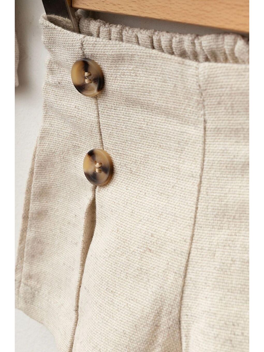 Kahverengi Kız Bebek Keten Yelekli Yazlık Şortlu Takım-1