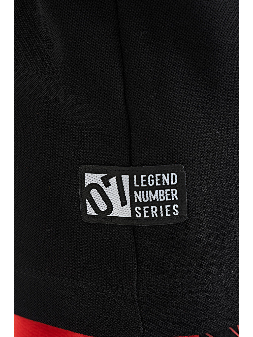 Siyah Cep Detaylı O Yaka Standart Kalıp Erkek Çocuk Tişört - 11120-4