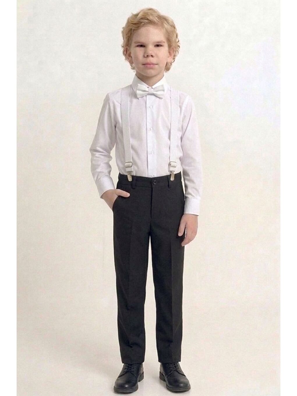 Siyah Beyaz Gömlekli Erkek Çocuk Takım M00787