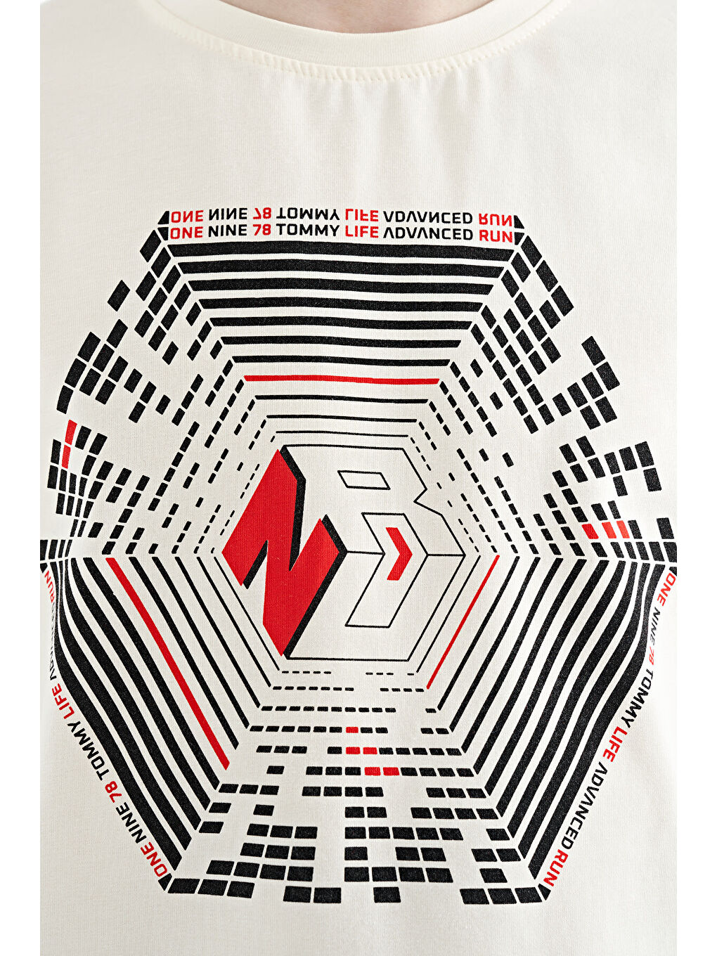 Ekru Kol Ucu Renkli Detaylı Baskılı Standart Kalıp Erkek Çocuk Tişört - 11156-6