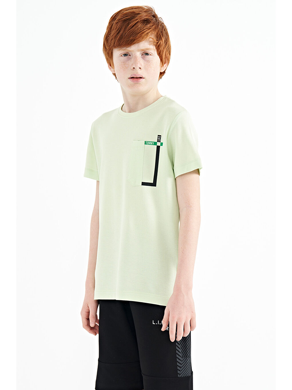 Açık Yeşil Cep Detaylı O Yaka Standart Kalıp Erkek Çocuk Tişört - 11120-6