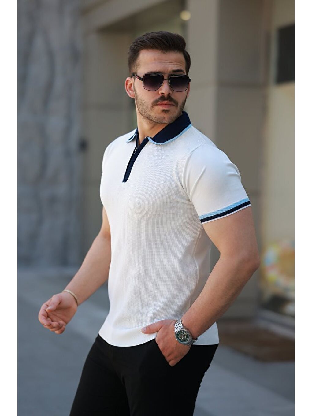 Beyaz Erkek Renkli Yaka Kısa Kollu Tişört-1