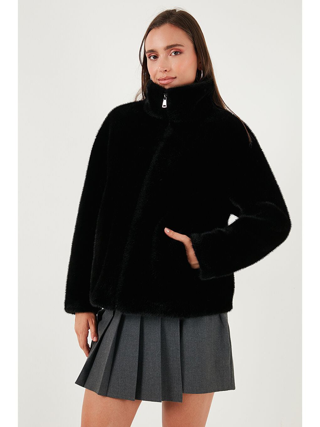 Siyah Oversize Fit Dik Yaka Fermuarlı Kürk 497ZETA-4