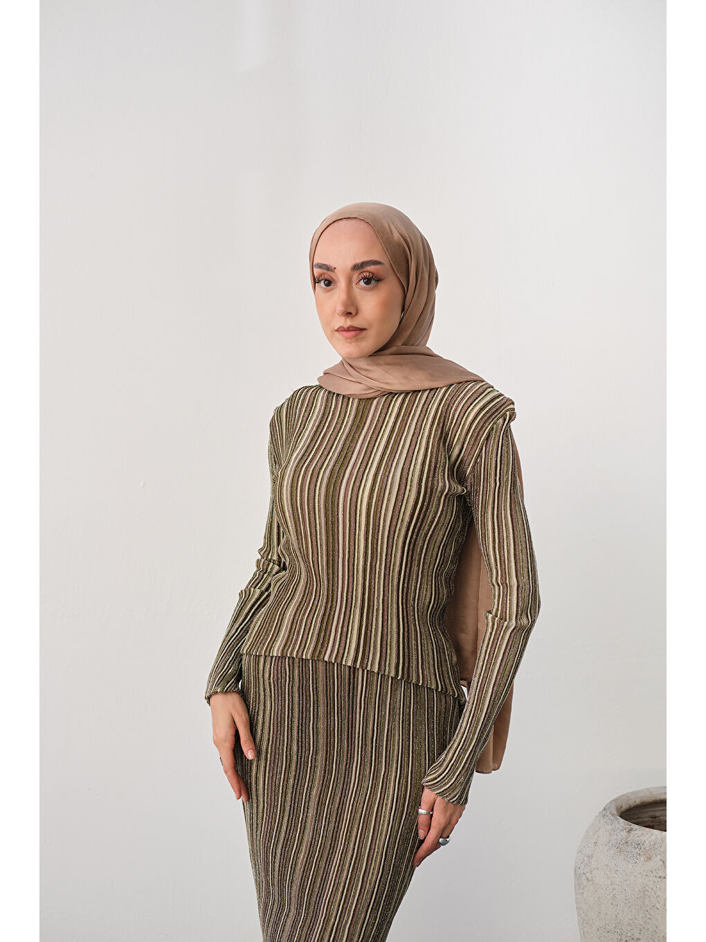 Kadın Simli Çizgi Desen Etekli Takım Yağ Yeşil-1