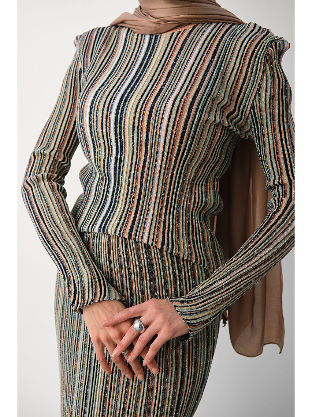 Pembe Kadın Simli Çizgi Desen Etekli Takım Somon-4