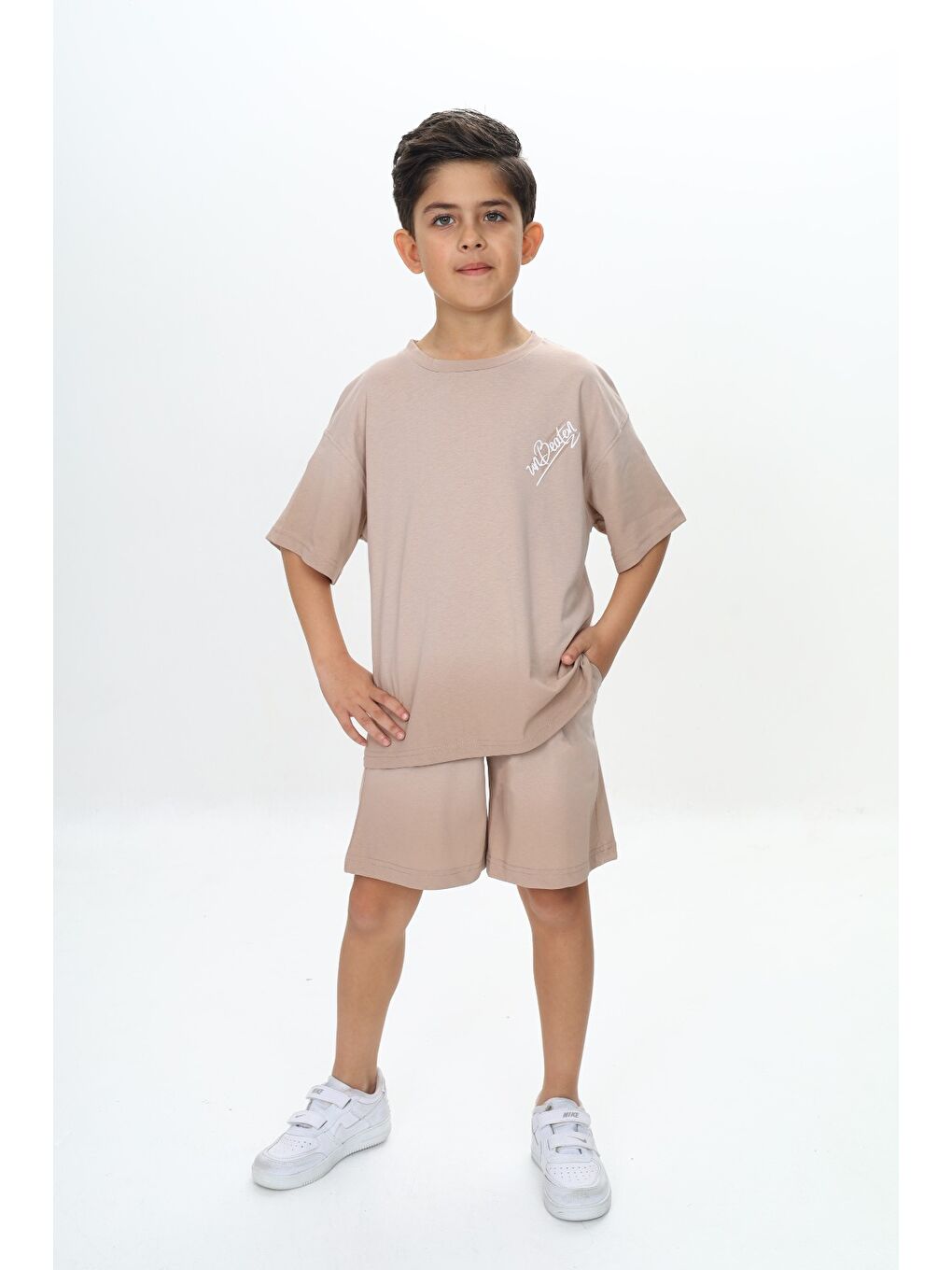 Bej Erkek Çocuk Yıkama Efektli Baskılı Şortlu Takım