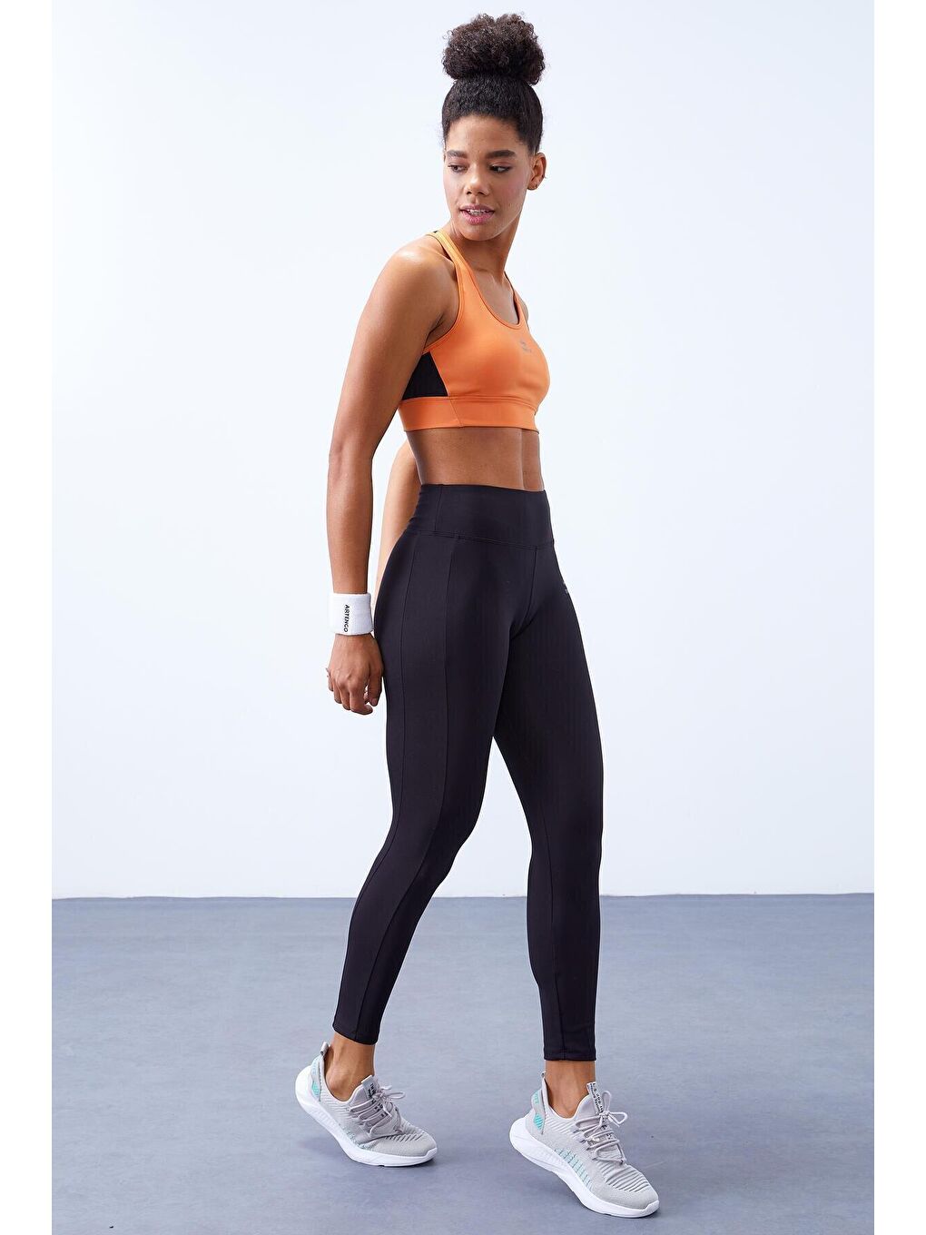 Siyah Yüksek Bel Baskılı Toparlayıcı Şerit Detaylı Dar Paça Kadın Tayt - 94540-4