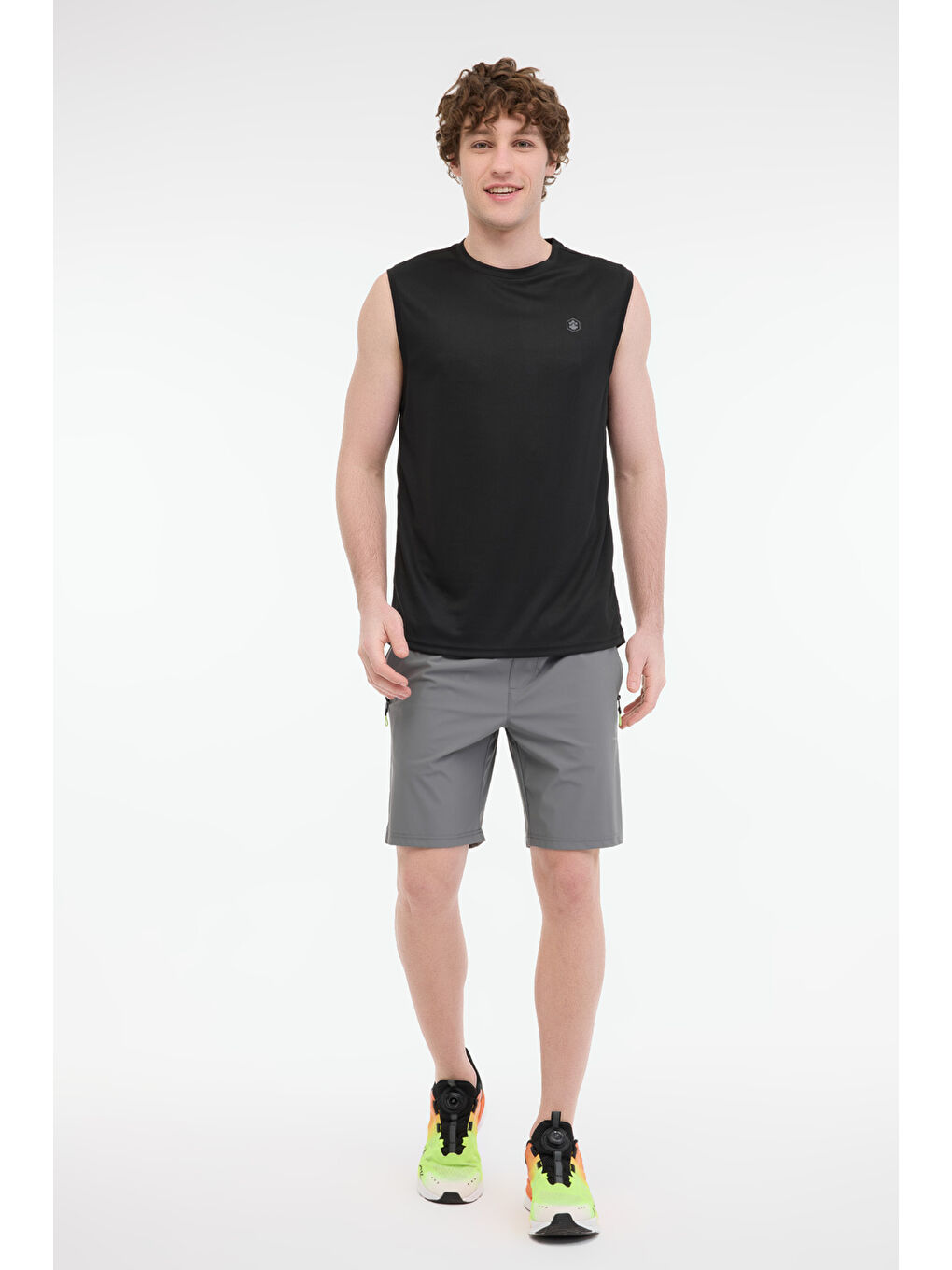 MB CT105 PES TTOP 5FX Siyah Erkek Kolsuz Tişört-2