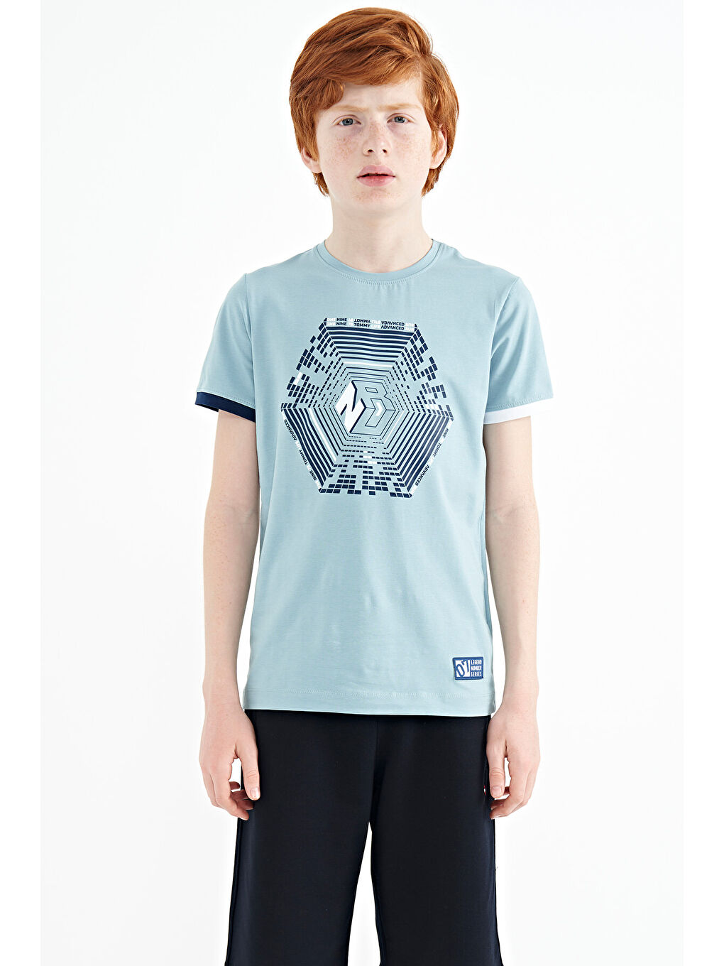 Açık Mavi Kol Ucu Renkli Detaylı Baskılı Standart Kalıp Erkek Çocuk Tişört - 11156