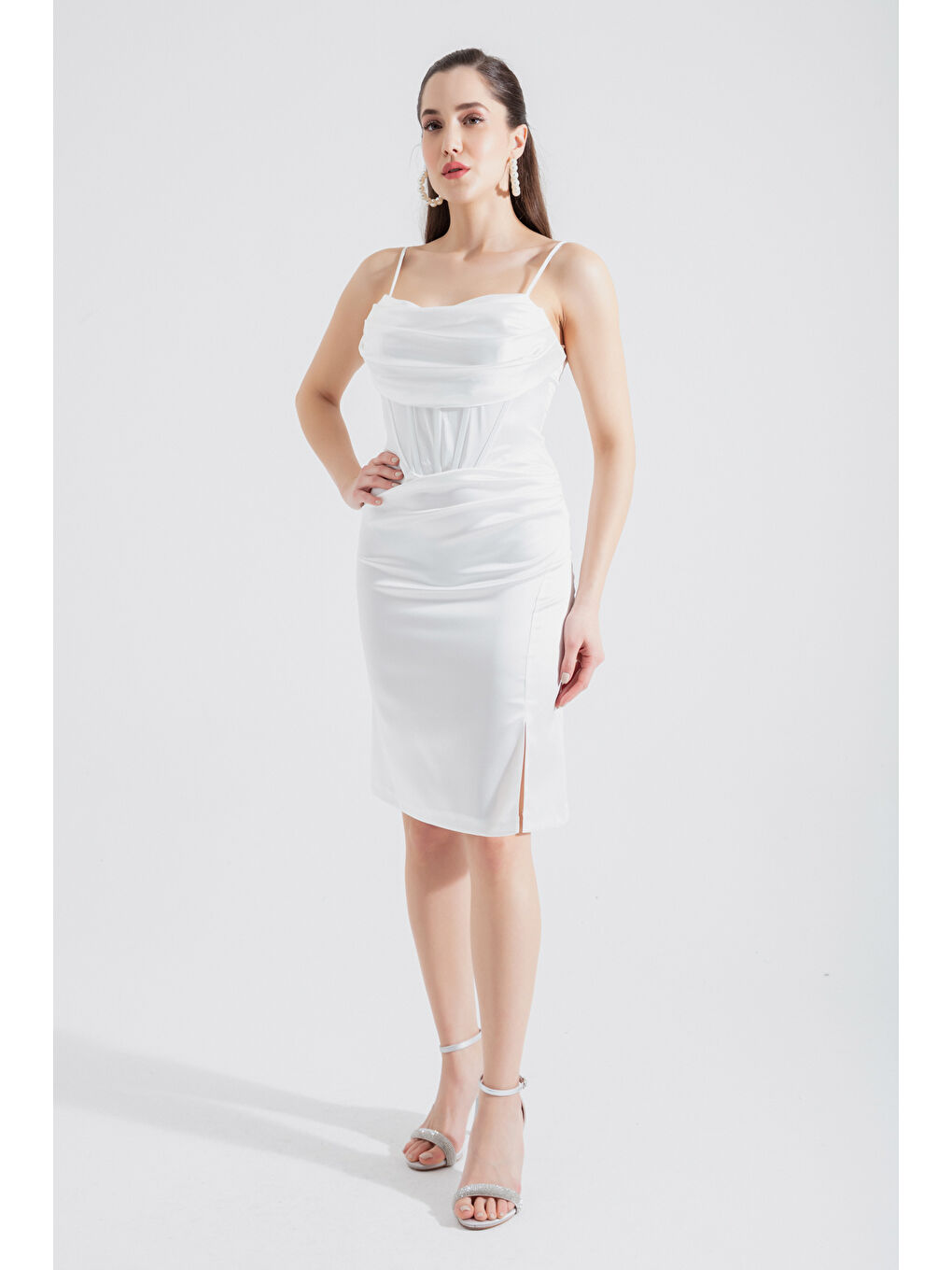 Kadın Beyaz Mini Saten Abiye Elbise-2