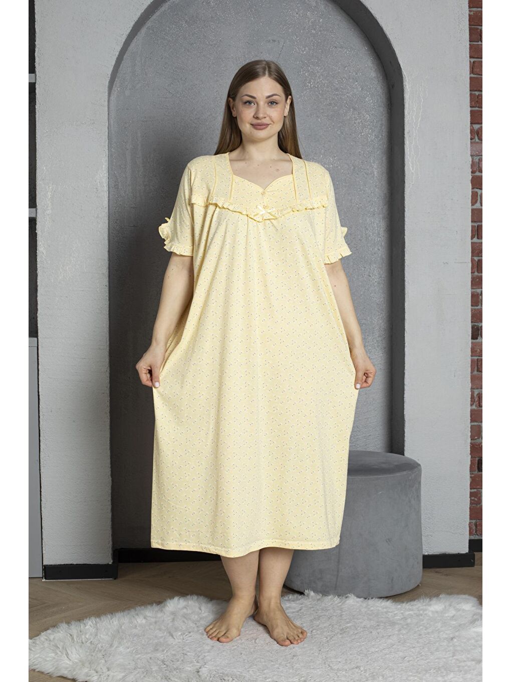 Sarı %100 Pamuklu Penye Kısa Kollu Büyük Beden Anne Geceliği 136