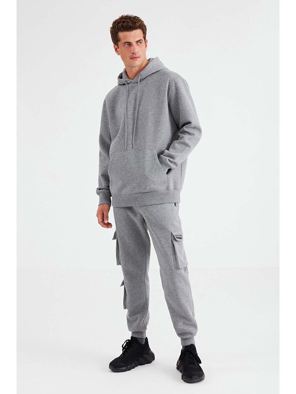 Jorge Erkek Yumuşacık Kapüşonlu Organik Pamuk Kanguru Cepli Regular Açık Gri Sweatshirt-3