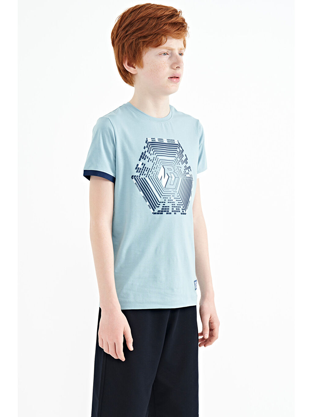 Açık Mavi Kol Ucu Renkli Detaylı Baskılı Standart Kalıp Erkek Çocuk Tişört - 11156-8
