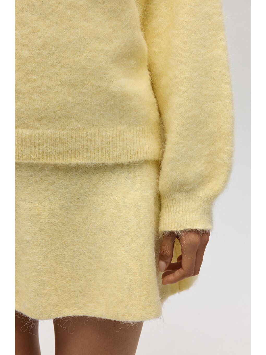 Zerium Basic V Yaka Sarı Triko Kazak-7