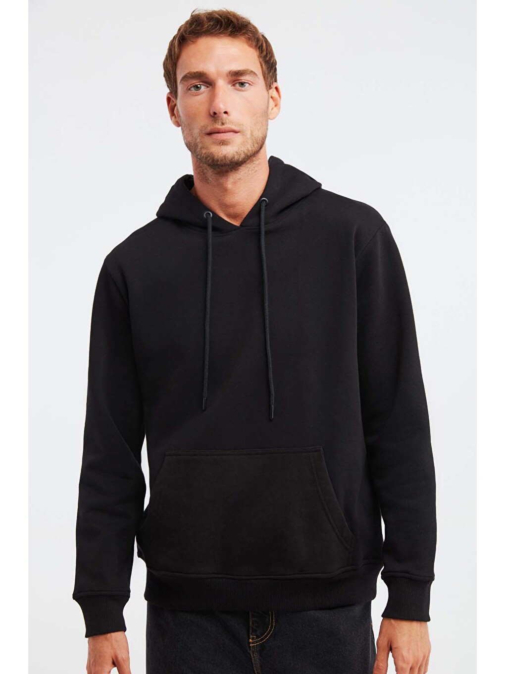 Jorge Erkek Yumuşacık Kapüşonlu Organik Pamuk Kanguru Cepli Regular Siyah Sweatshirt