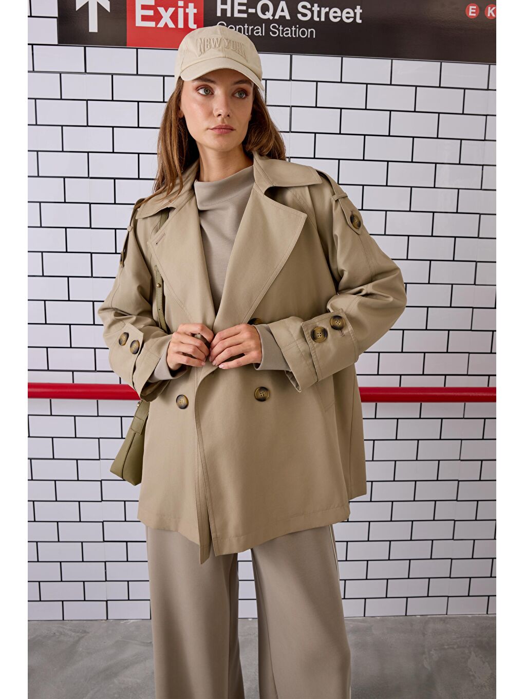 Bej Kruvaze Kesim Trençkot Mat Vizon