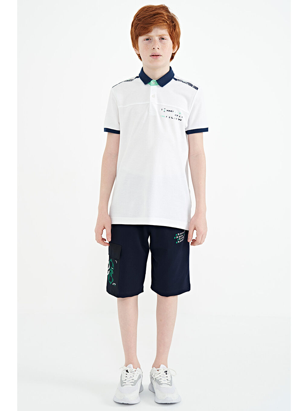 Beyaz Baskı Detaylı Standart Kalıp Polo Yaka Erkek Çocuk Tişört - 11140-1