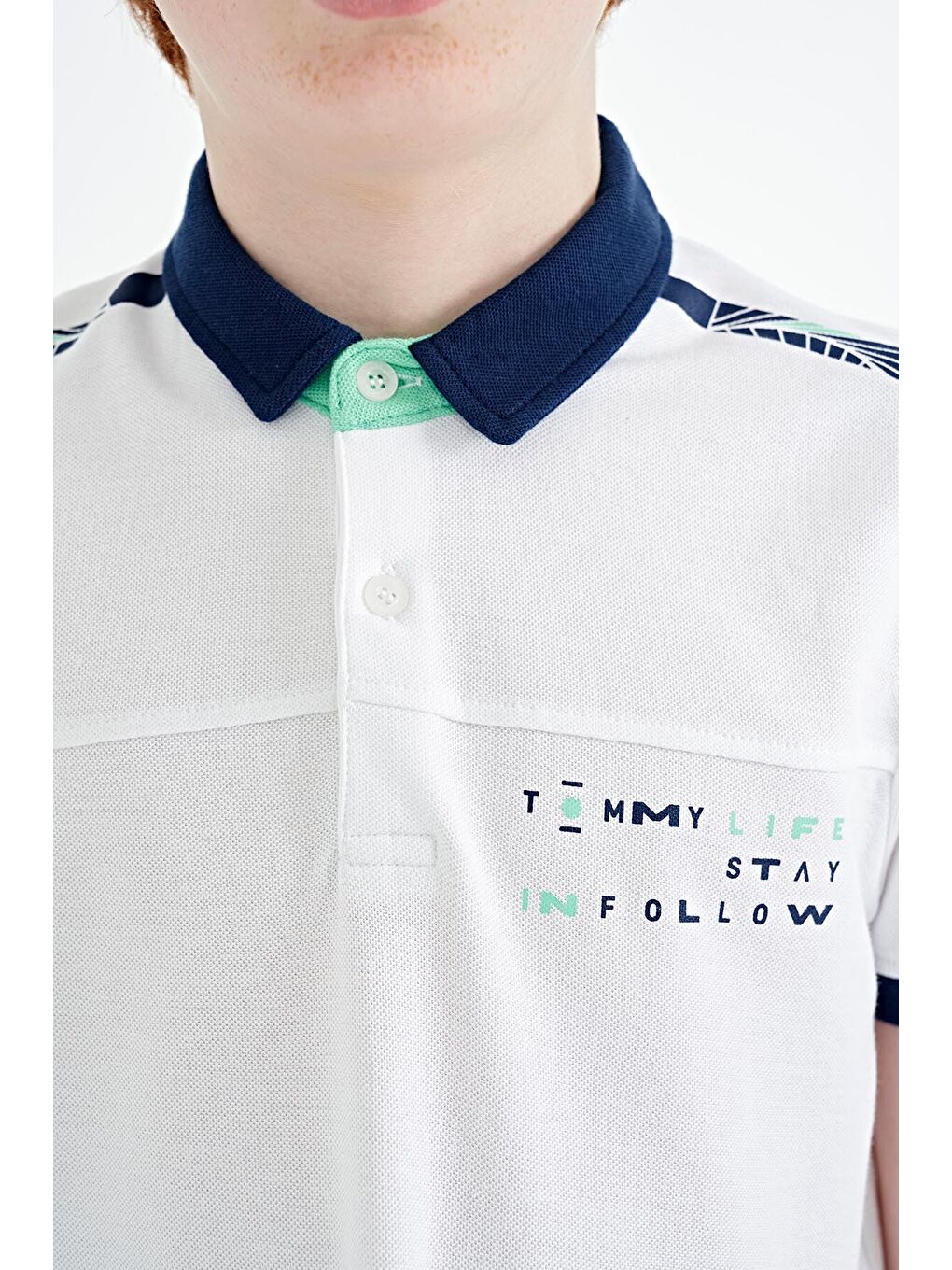 Beyaz Baskı Detaylı Standart Kalıp Polo Yaka Erkek Çocuk Tişört - 11140-2