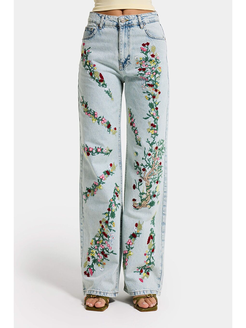 Mavi Kadın Jean Rengi 3s6-75 Straight Fit Çiçek Nakışlı Özel Tasarım Denim Jean