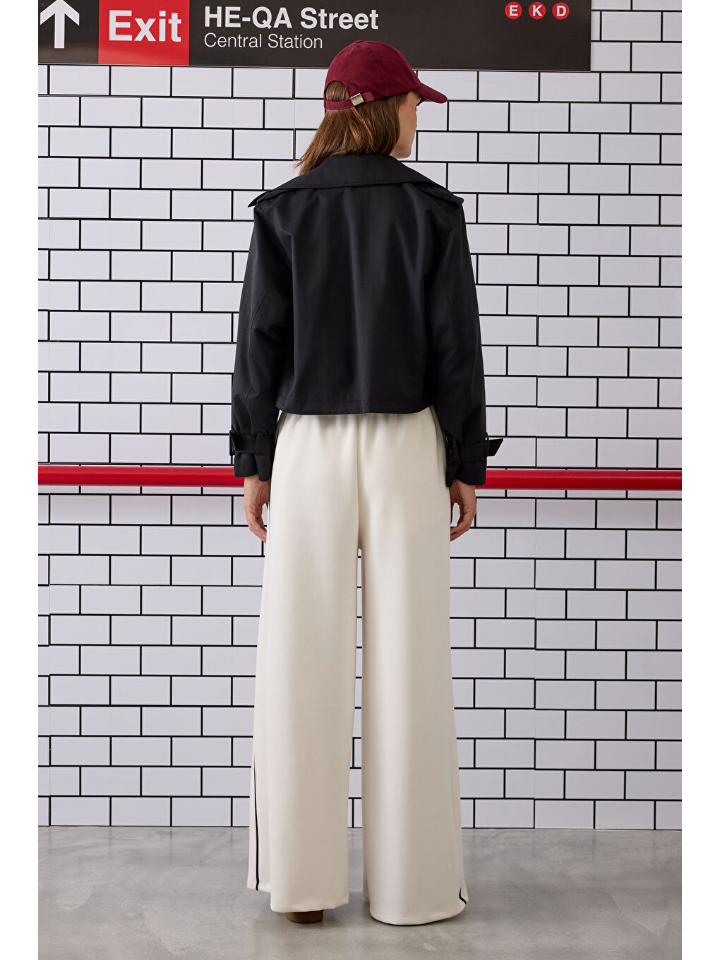 Kısa Trençkot Siyah-3