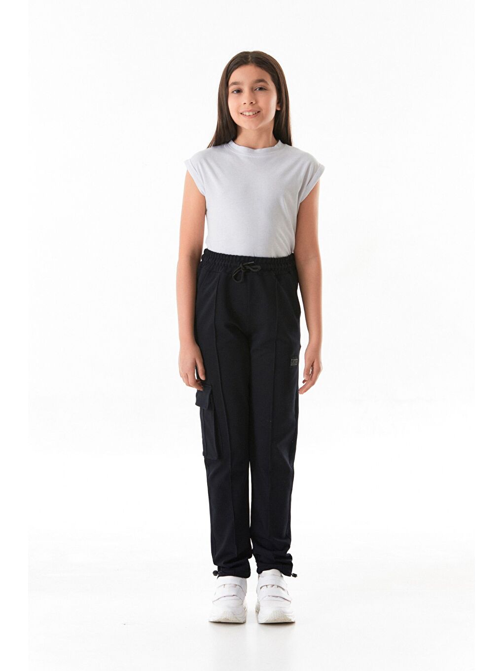 Siyah Beli Lastikli Paçası Stoperli Çimalı Kız Çocuk Eşofman Altı-1