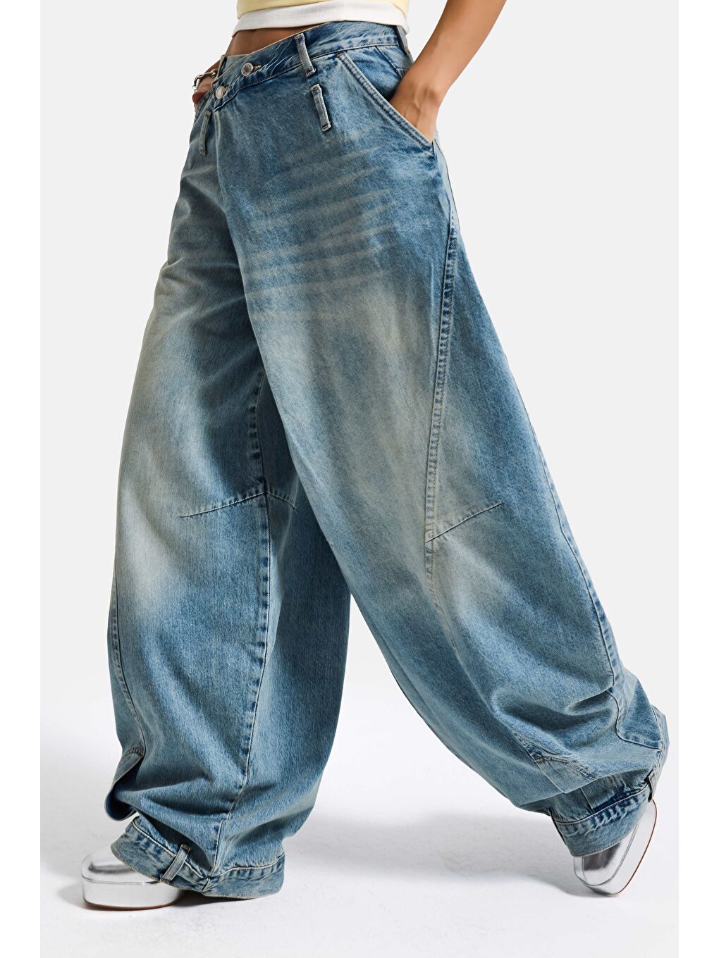 Mavi Kadın Jean Rengi 4s6-32 Süper Baggy Fit Kemer Detaylı Özel Tasarım Denim Jean-2