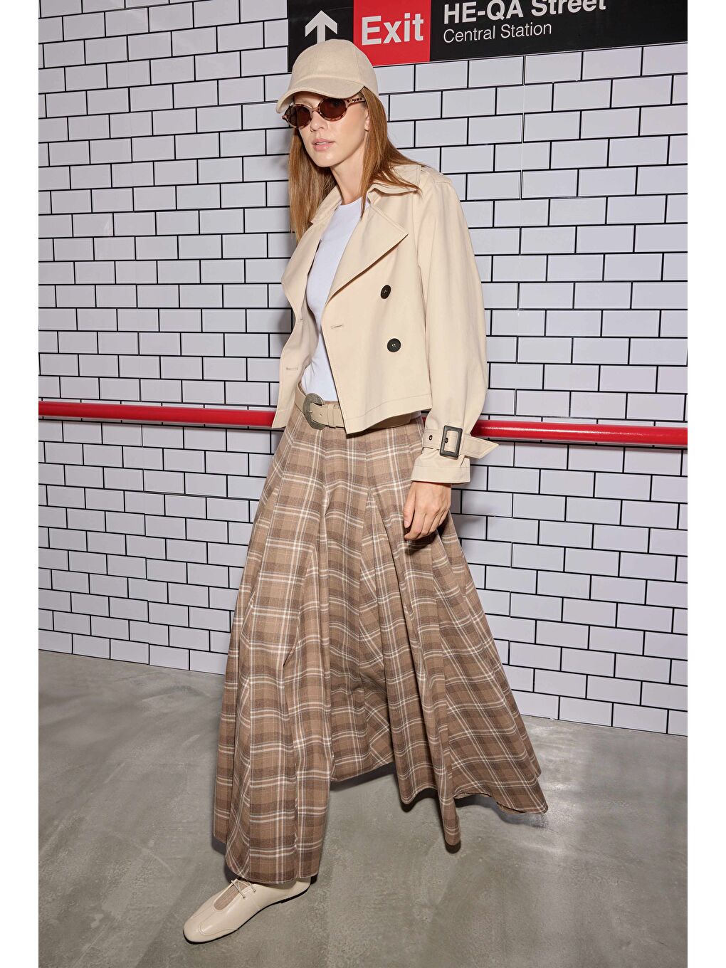 Bej Kısa Trençkot Soft Kaşmir