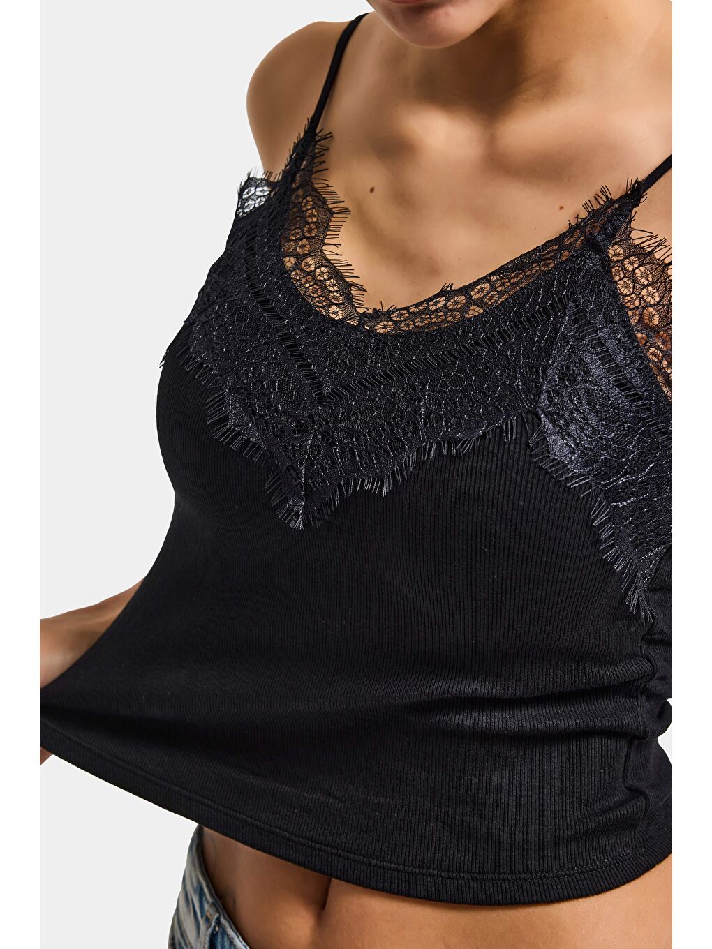 Kadın Siyah w5 Dantel Detaylı Destekli Cup Askılı Tasarım Body-2